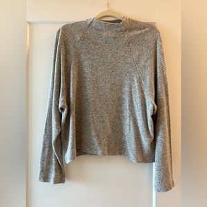 Women's H&M pullover Sweater